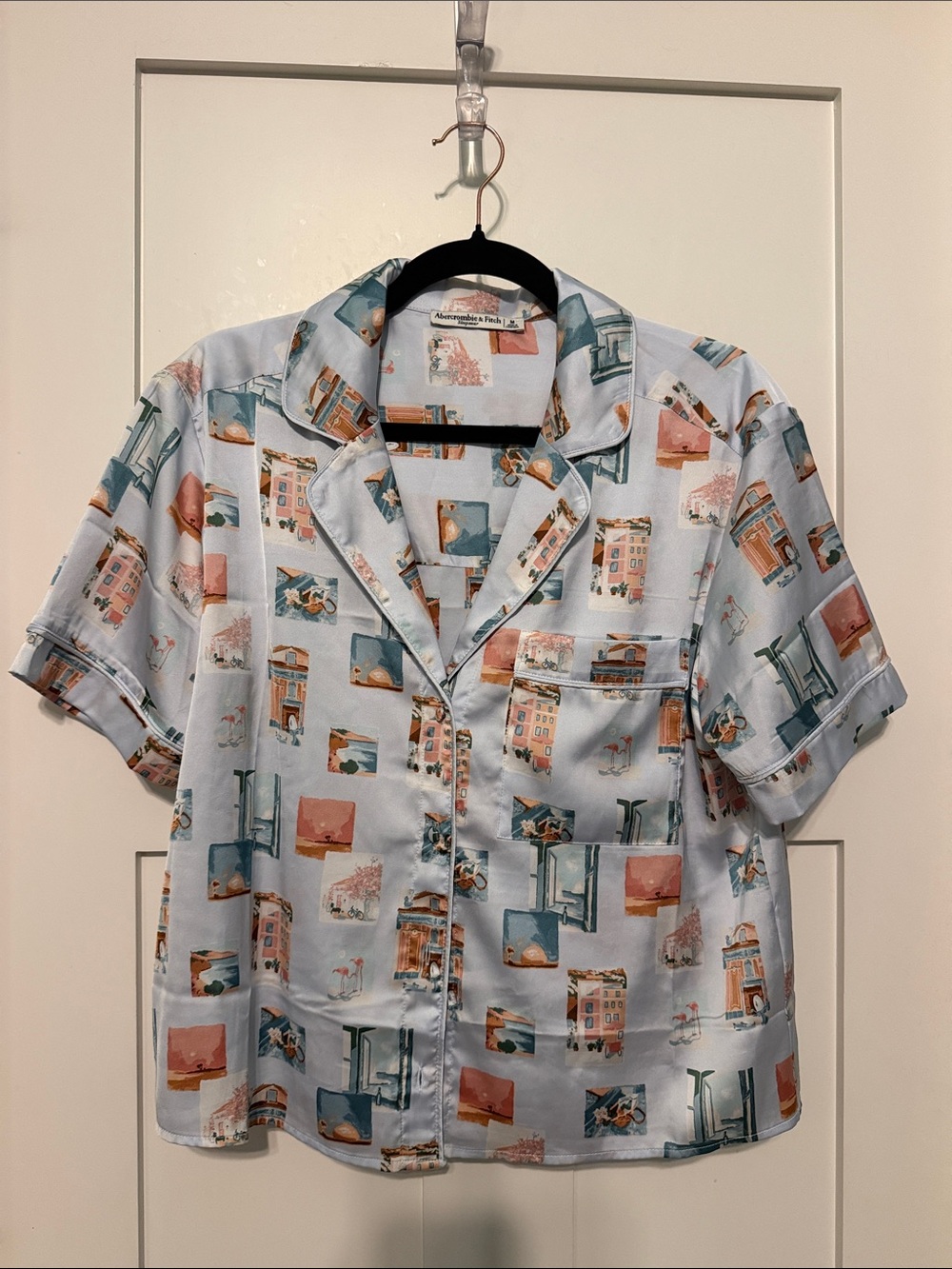 Abercrombie & Fitch Pale Blue Postcard Scenic Print Short-Sleeve Button-Down